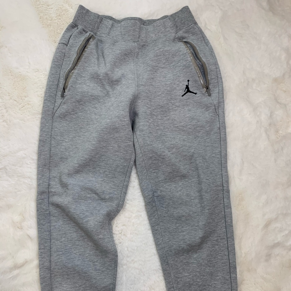 NIKE JORDAN JOGGERS